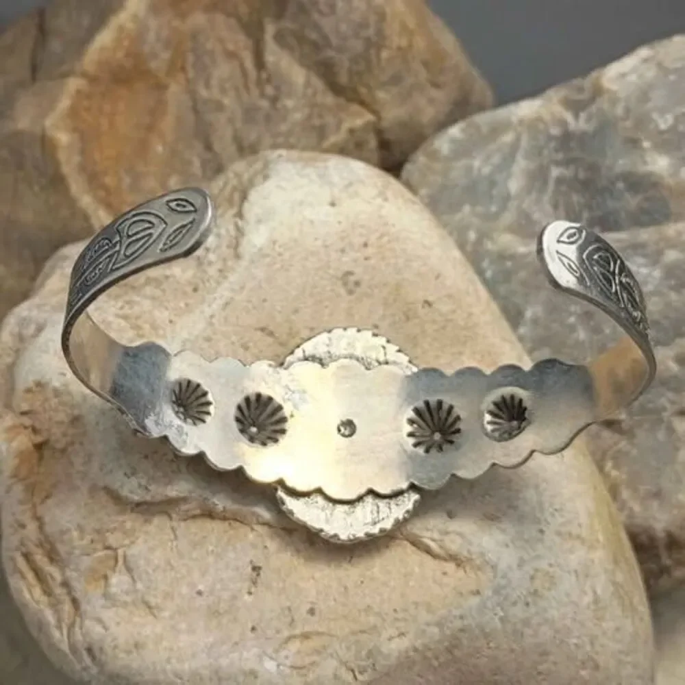 Vintage 70s Silver tone Southwestern Cuff Bracelet